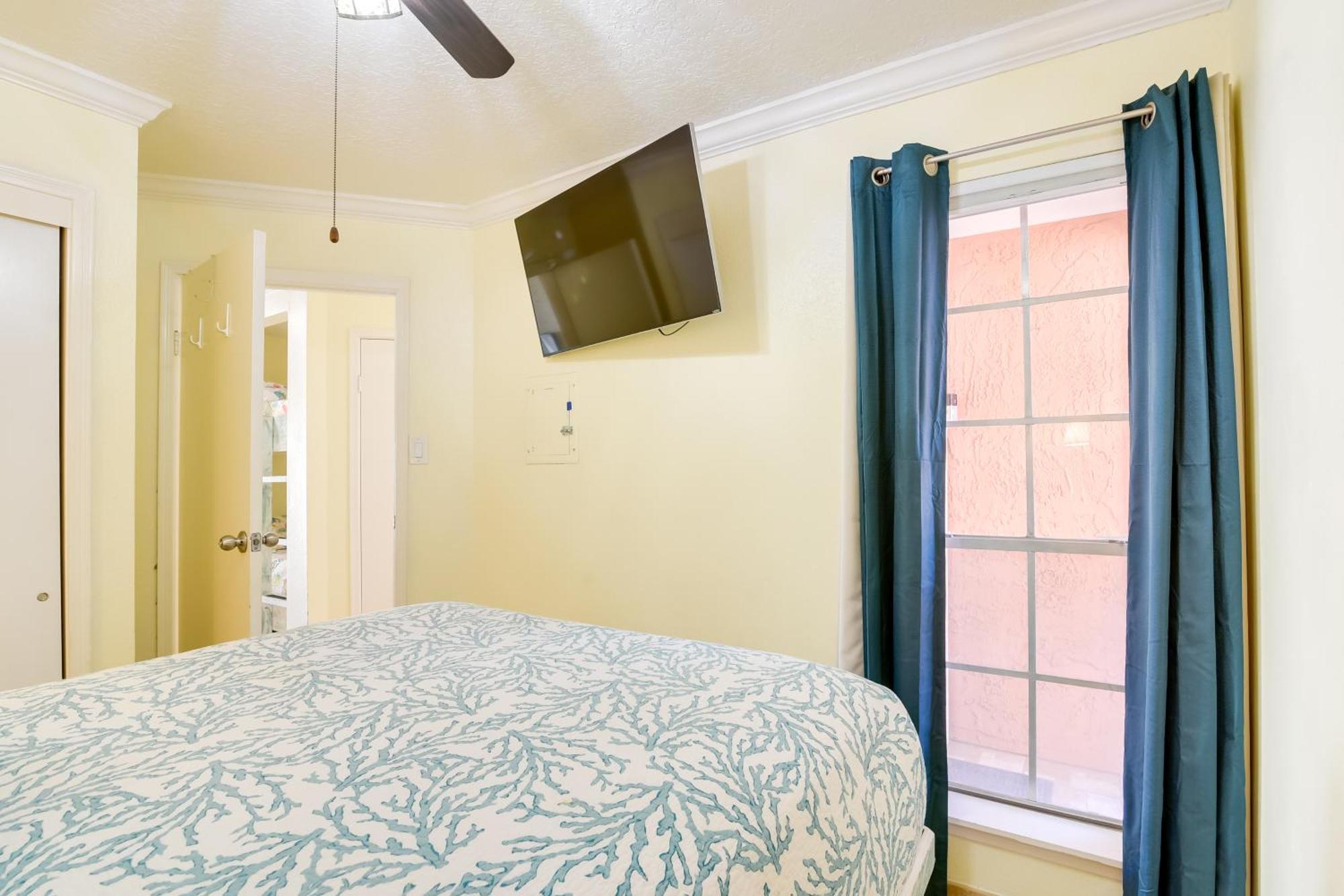 Coastal Galveston Condo Walk To Shoreline! エクステリア 写真