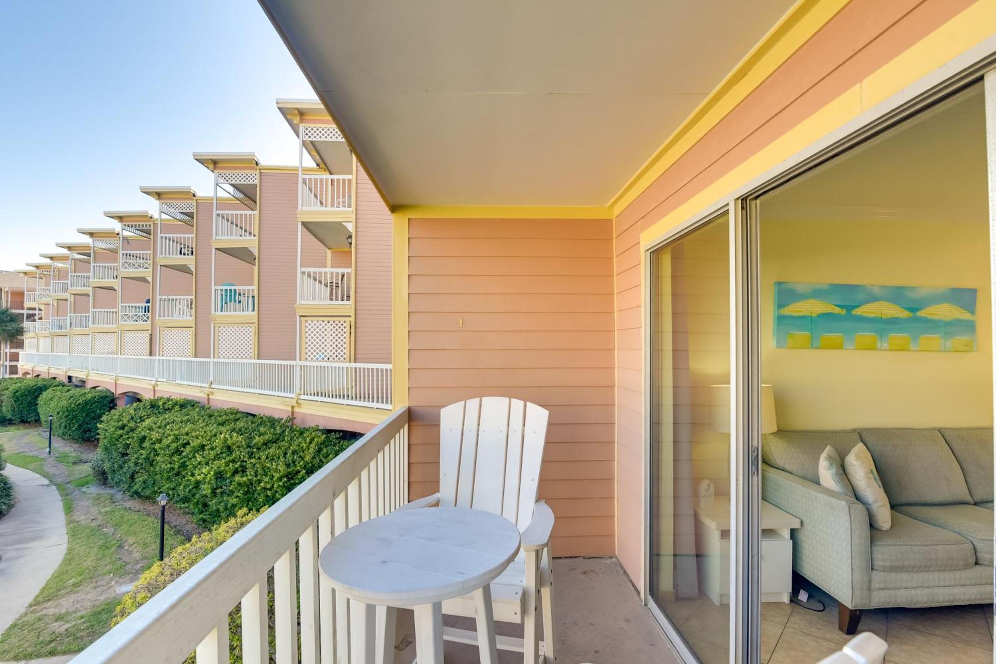Coastal Galveston Condo Walk To Shoreline! エクステリア 写真